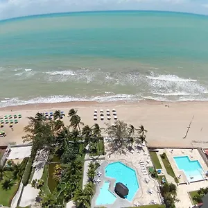 https://beira-mar-praia-de-piedade-flat-golden-beach.hotels-in-recife.com
