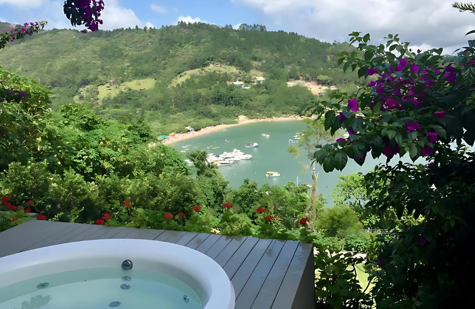 Mar De Bougainville Governador Celso Ramos Homestay